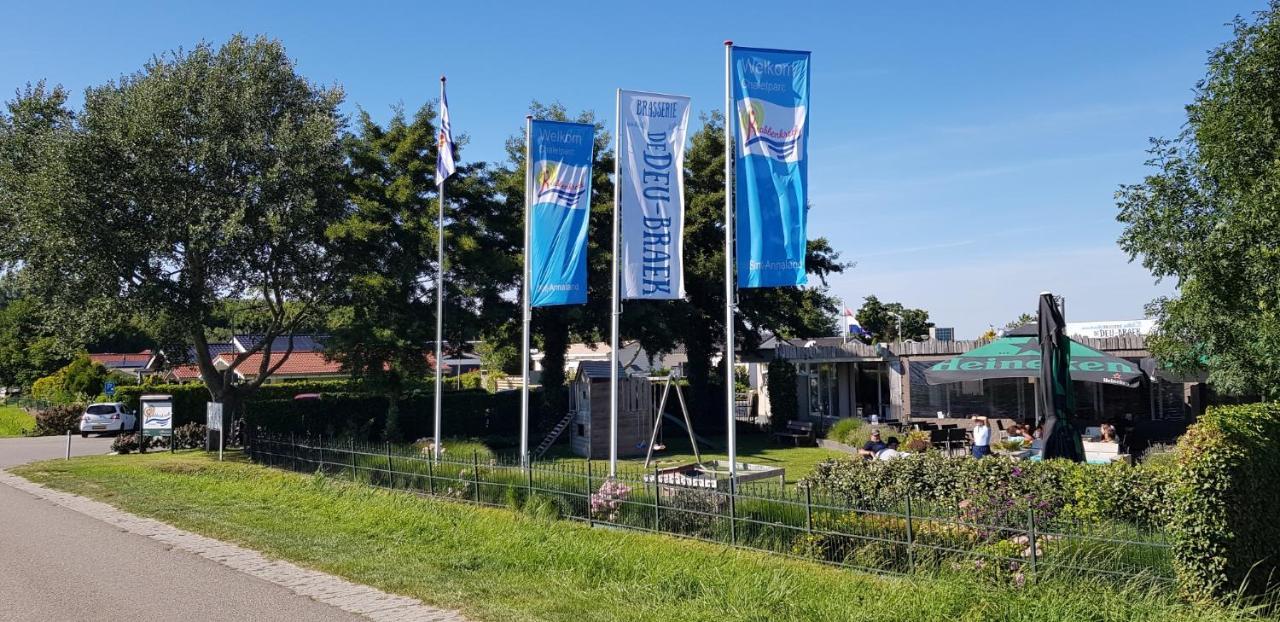 Villa Emilia - Gemuetliches Kinderfreundliches Blockhaus Mit Umzaeuntem Garten Sint Annaland Exteriér fotografie